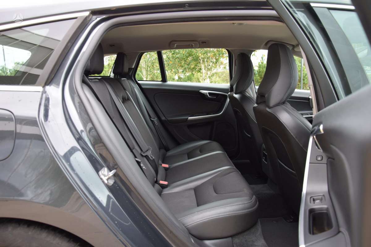 Volvo V60, 2.0 l., wagon
