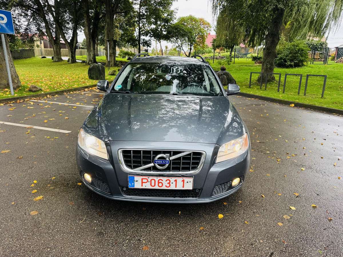 Volvo V70, 2.0 l., wagon