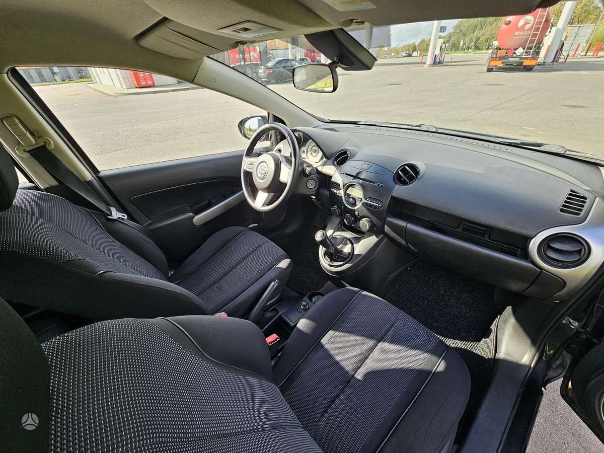Mazda 2, 1.4 l., hatchback