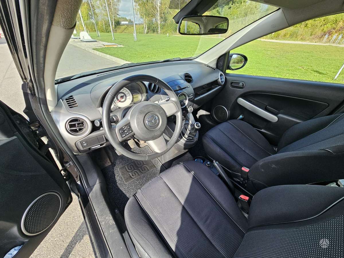 Mazda 2, 1.4 l., hatchback