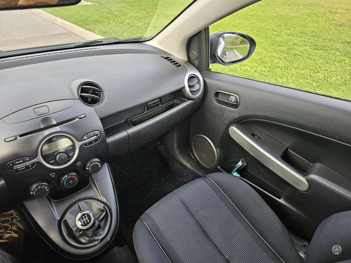 Mazda 2, 1.4 l., hečbekas