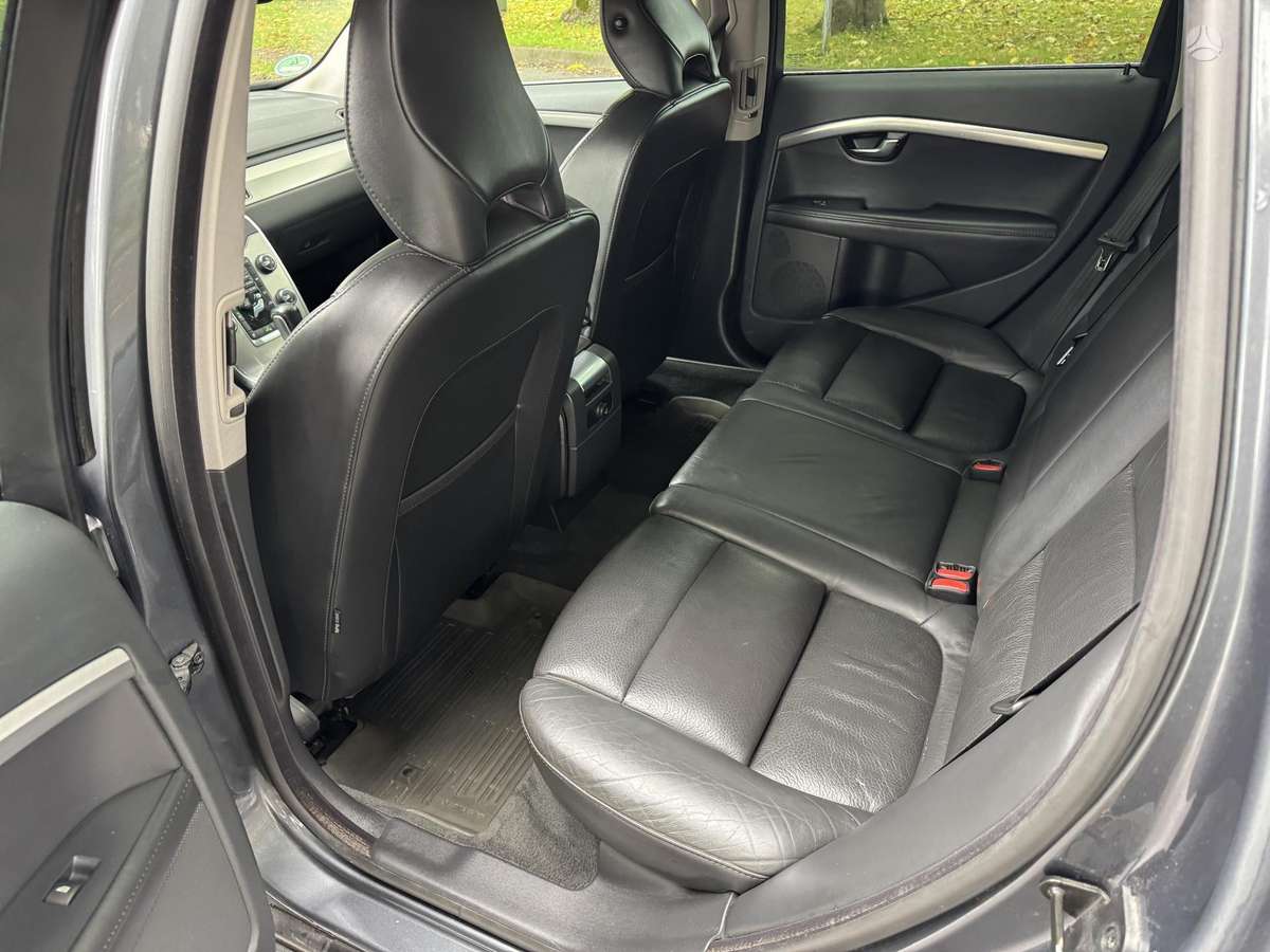 Volvo V70, 2.0 l., universalas