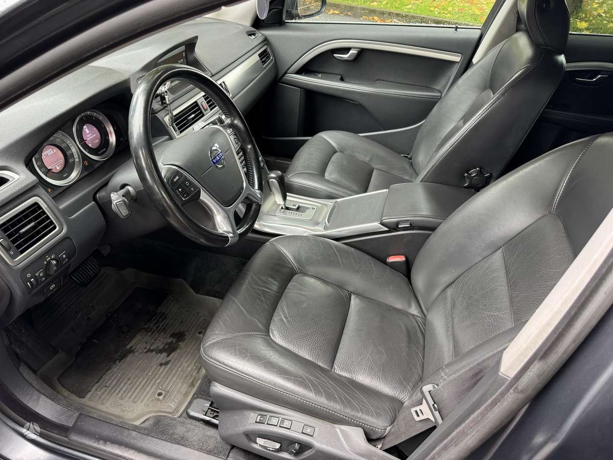Volvo V70, 2.0 l., wagon