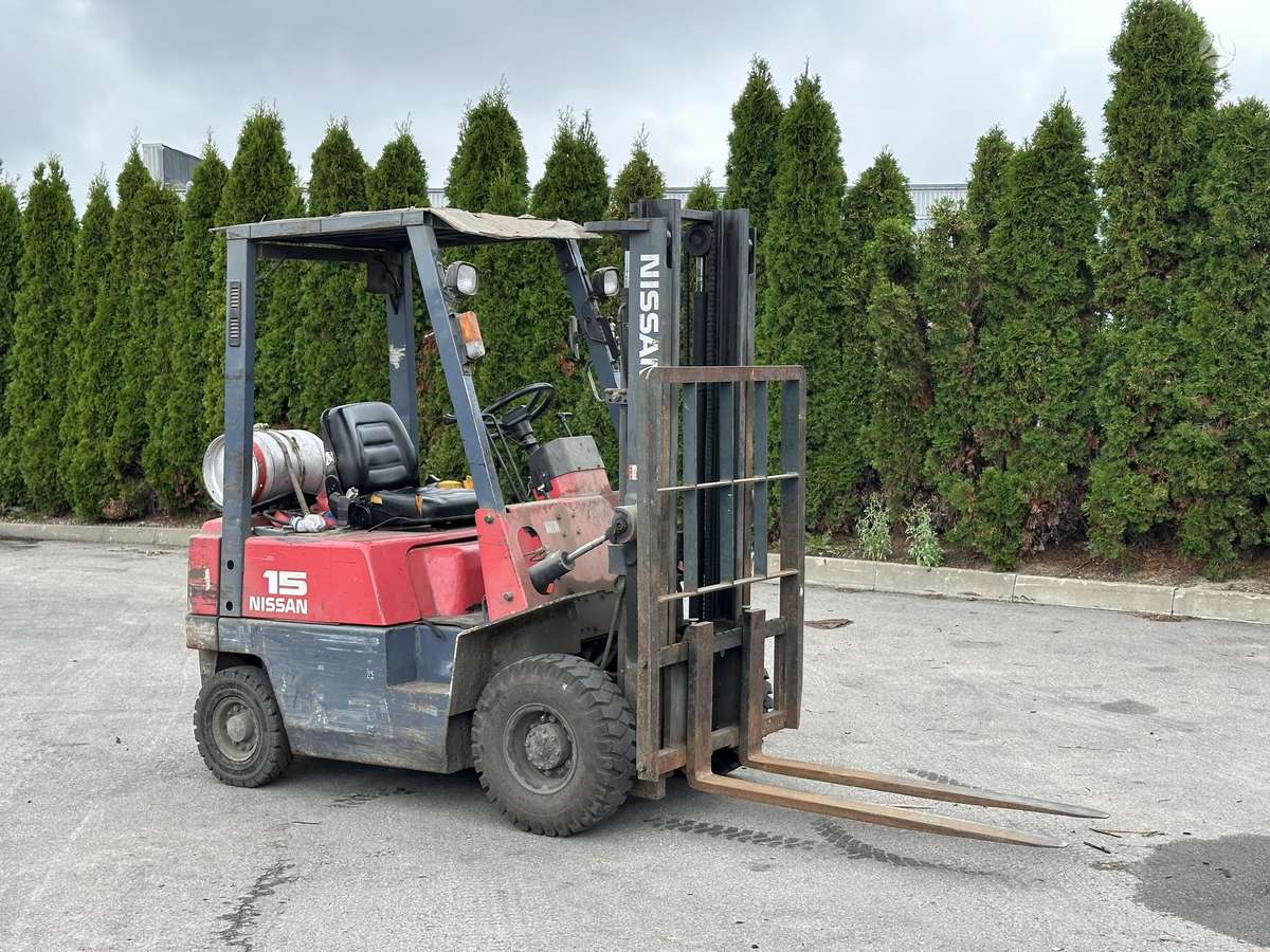 Nissan LRJ-01 A15, forklifts