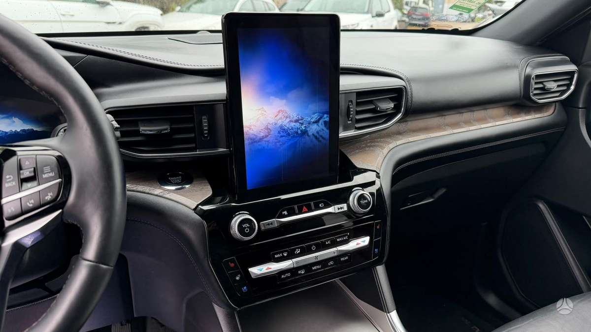 Ford Explorer, 3.0 l., off-road / crossover
