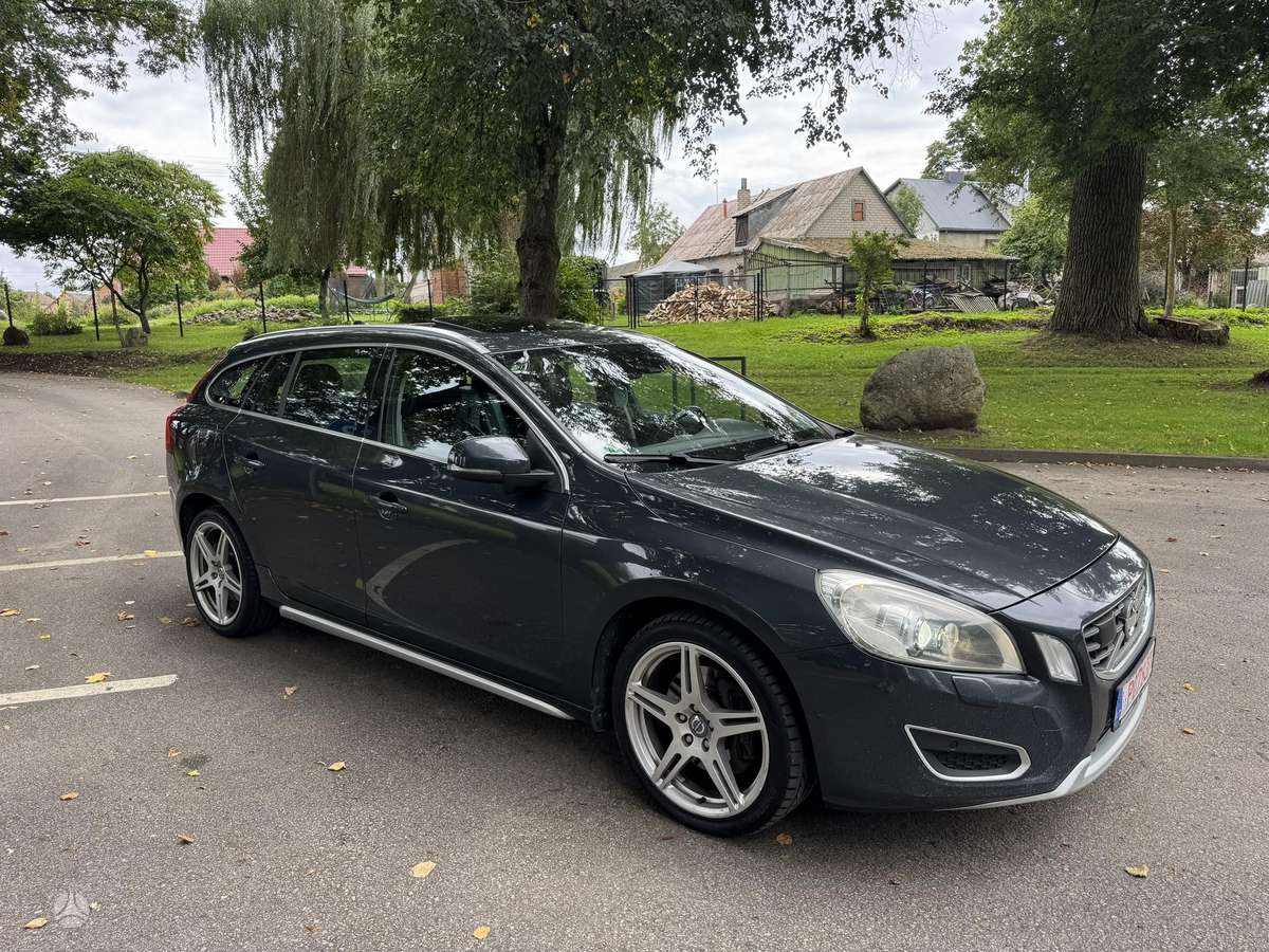 Volvo V60, 2.4 l., wagon
