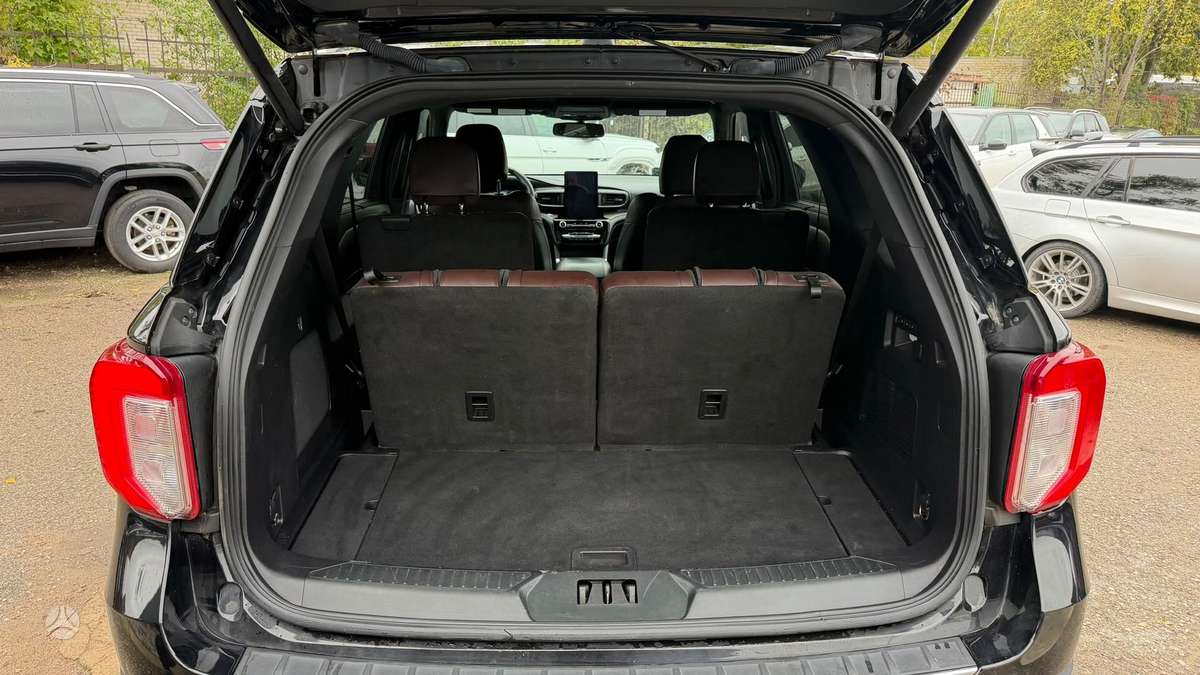 Ford Explorer, 3.0 l., off-road / crossover