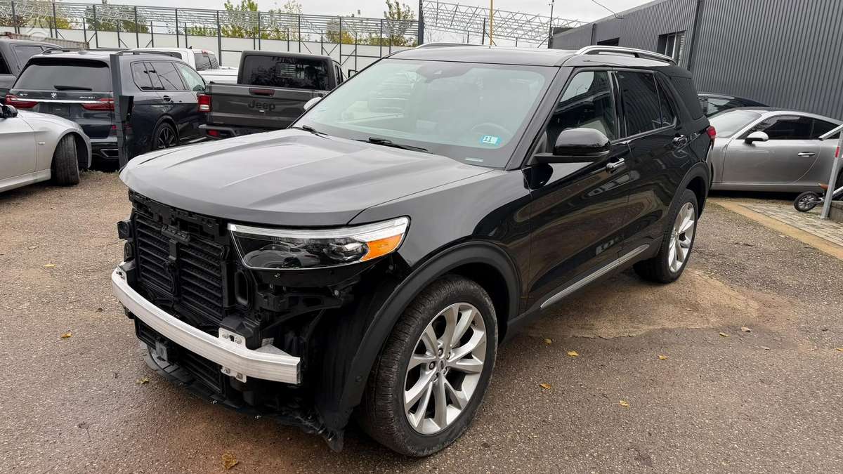 Ford Explorer, 3.0 l., off-road / crossover