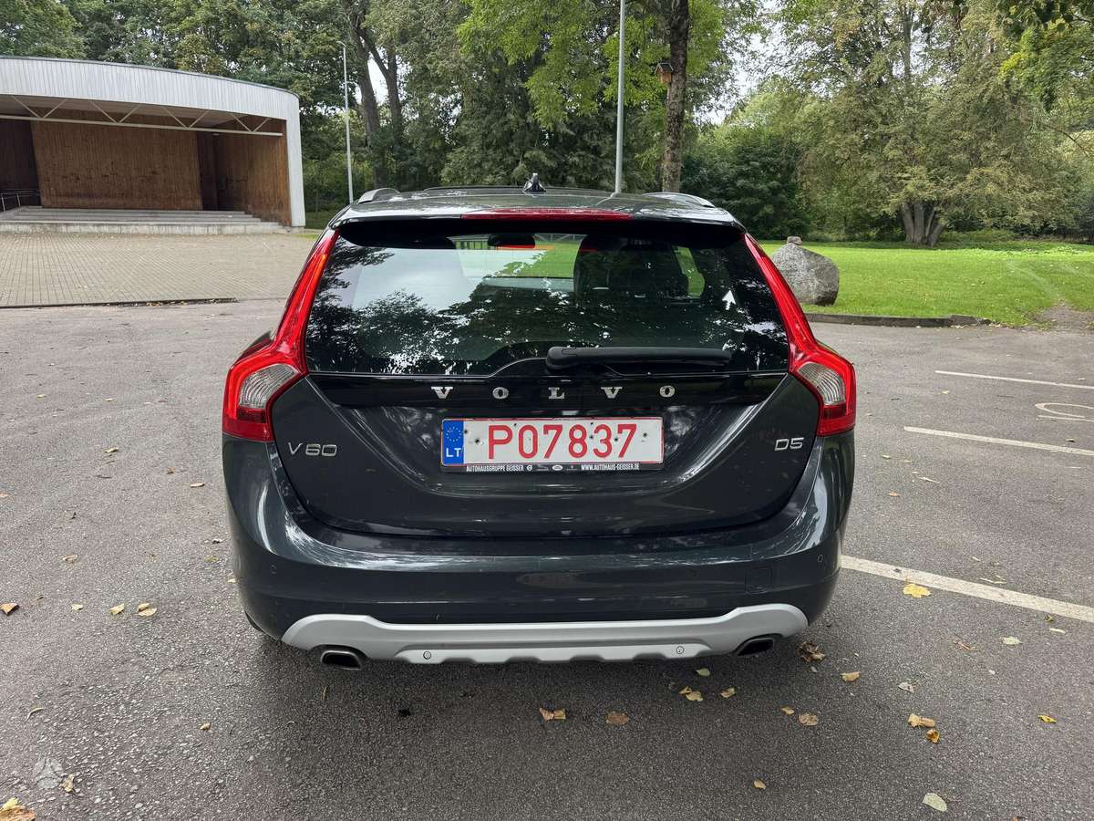 Volvo V60, 2.4 l., Универсал