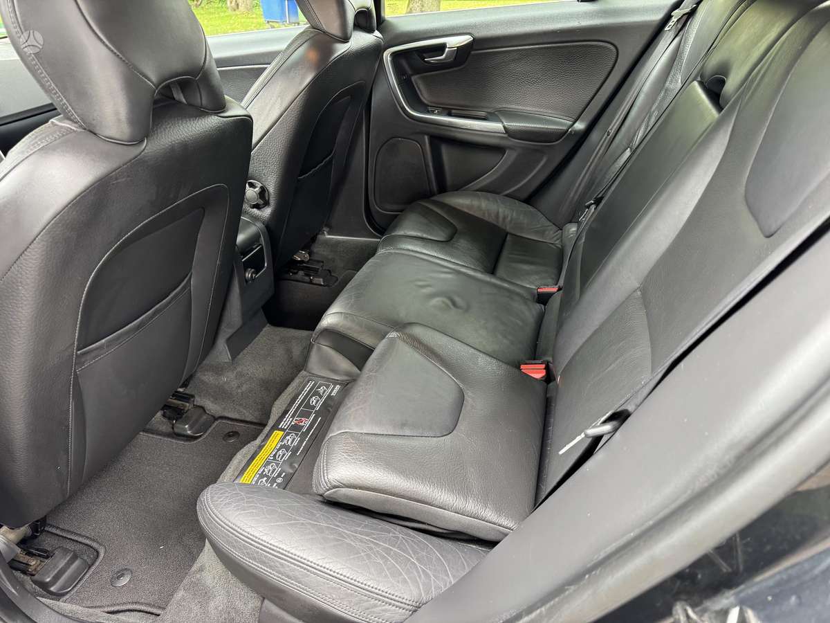 Volvo V60, 2.4 l., wagon