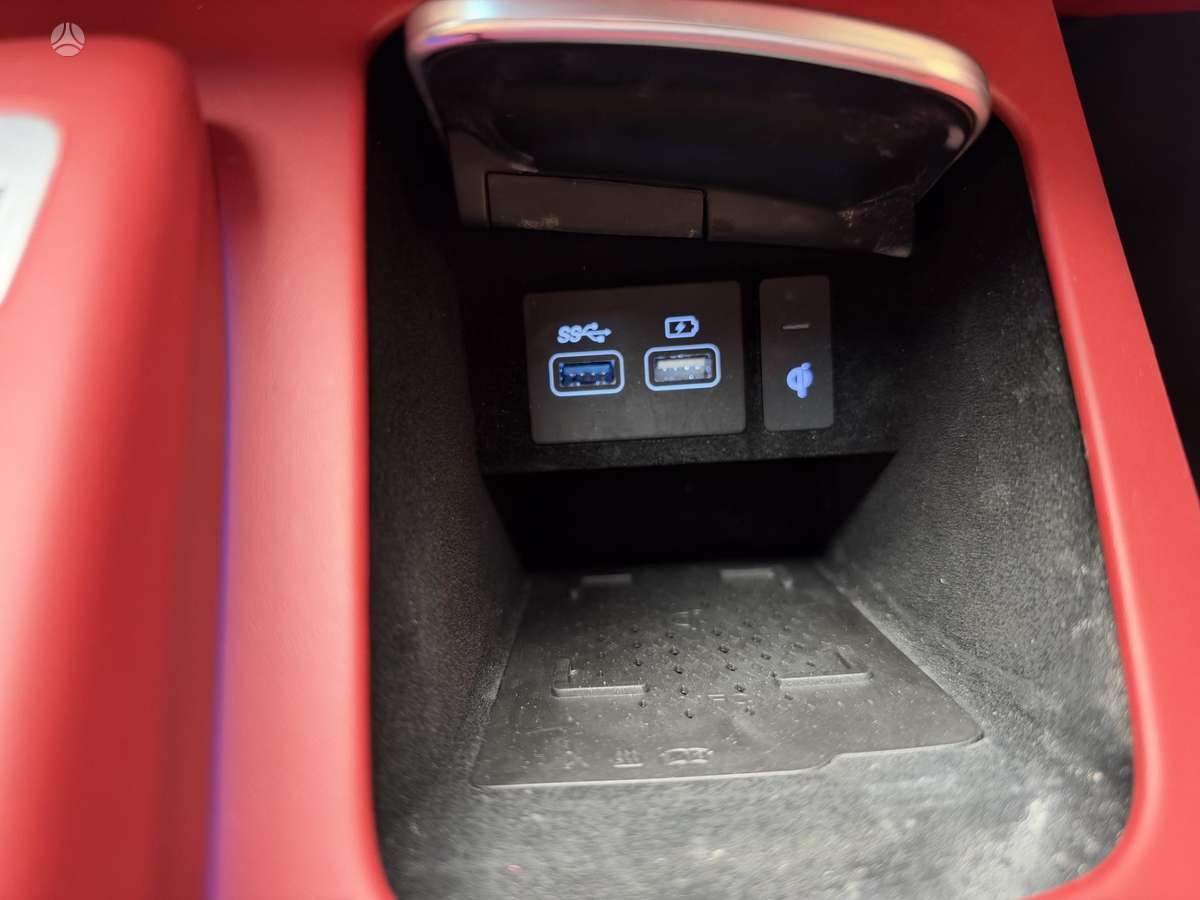 Genesis GV70, 3.5 l., Минивэн
