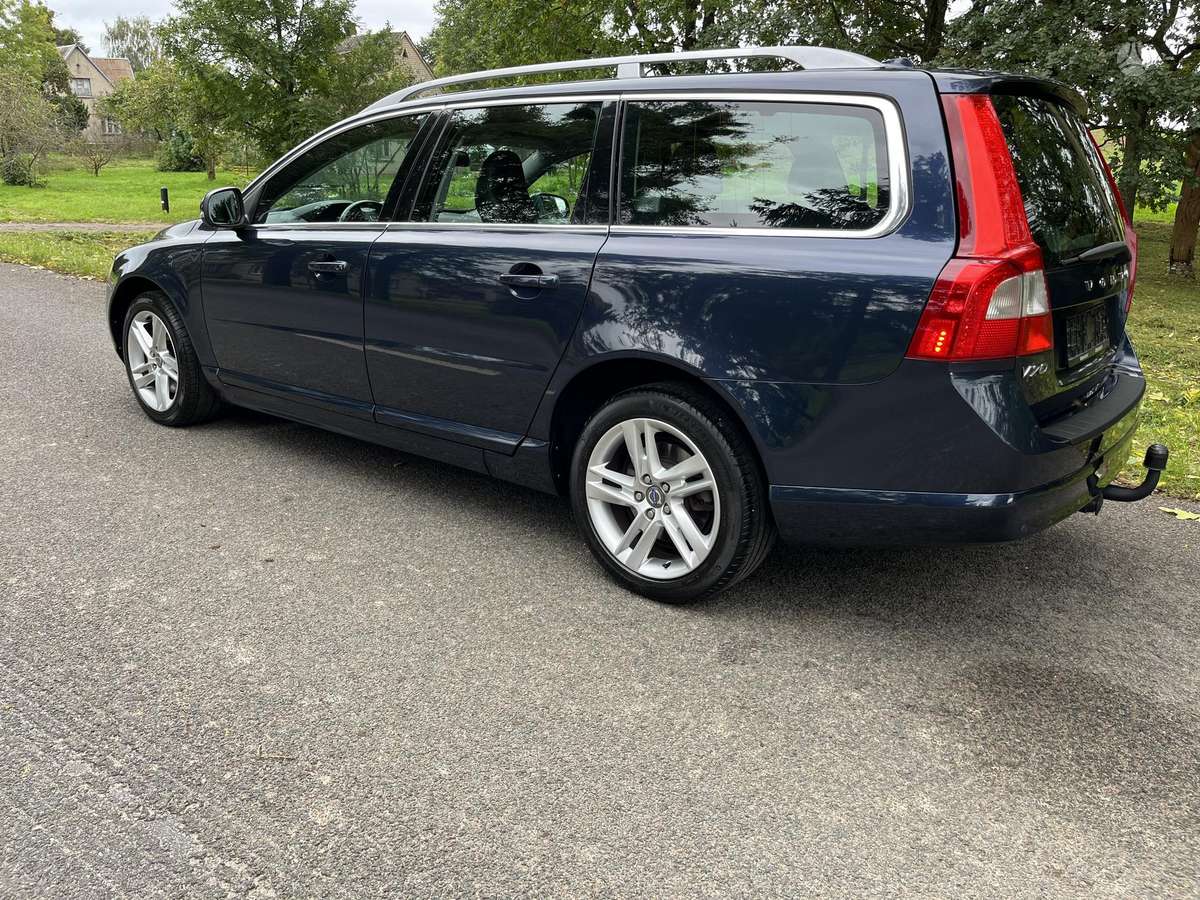 Volvo V70, 2.0 l., wagon