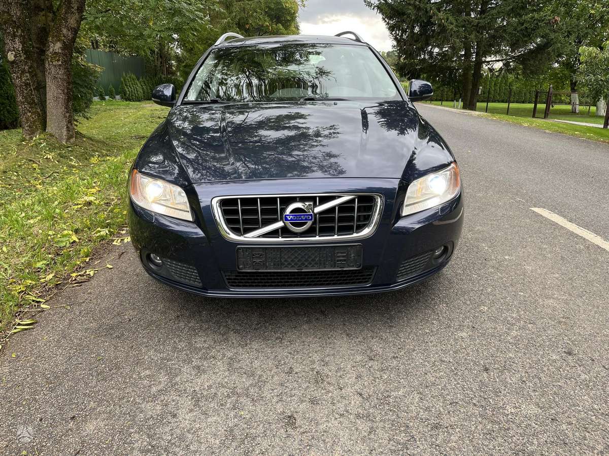 Volvo V70, 2.0 l., wagon