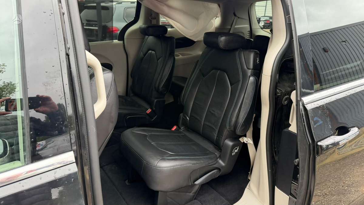 Chrysler Pacifica, 3.6 l., Минивэн