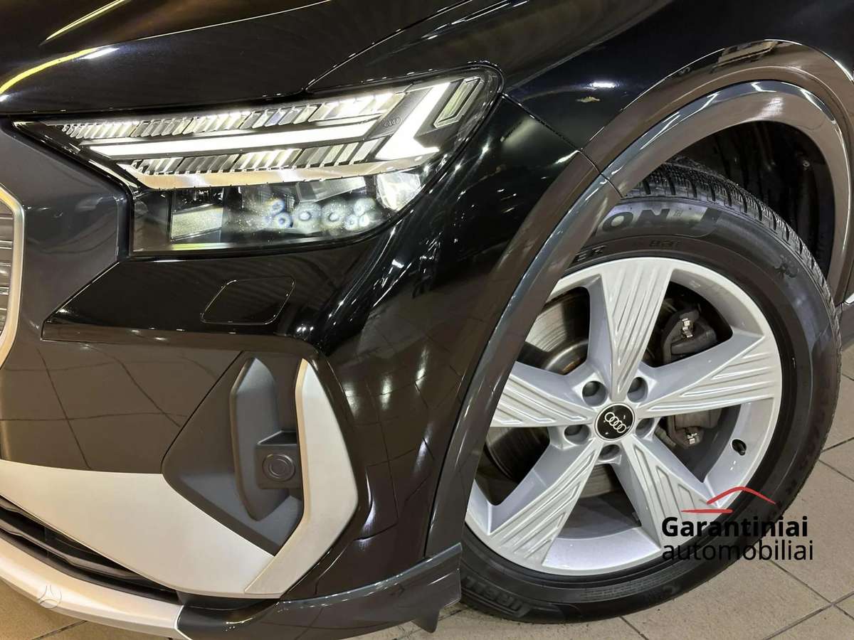 Audi Q4 e-tron, 82 kWh, off-road / crossover