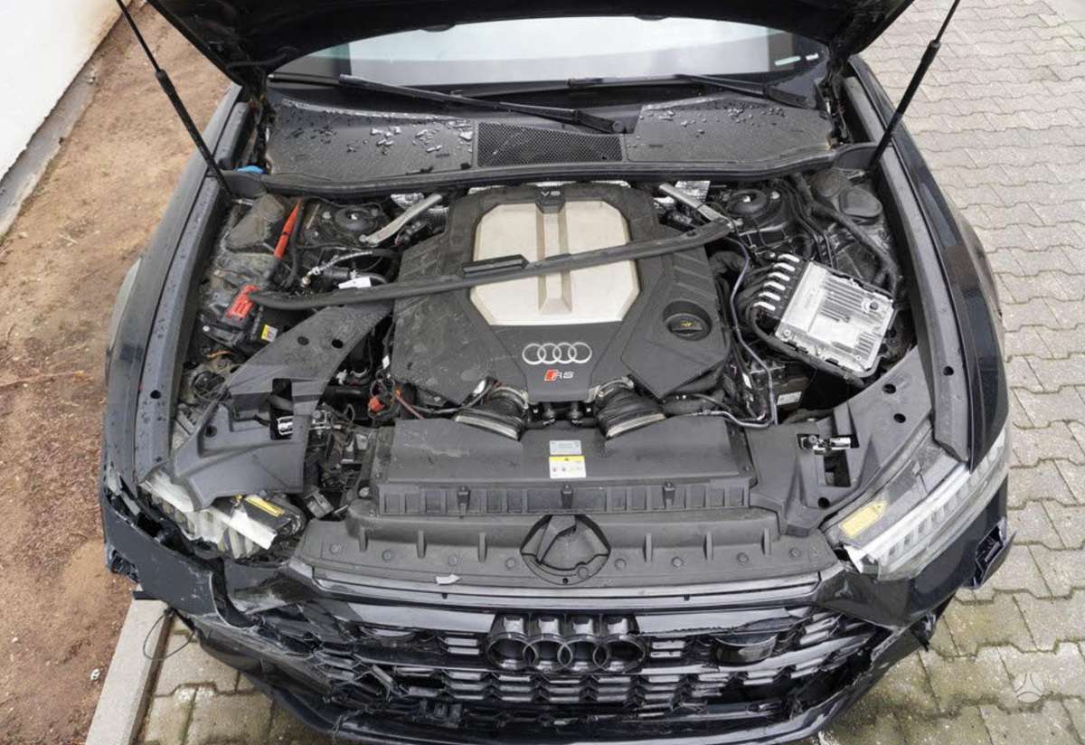 Audi RS 6, 4.0 l., Универсал
