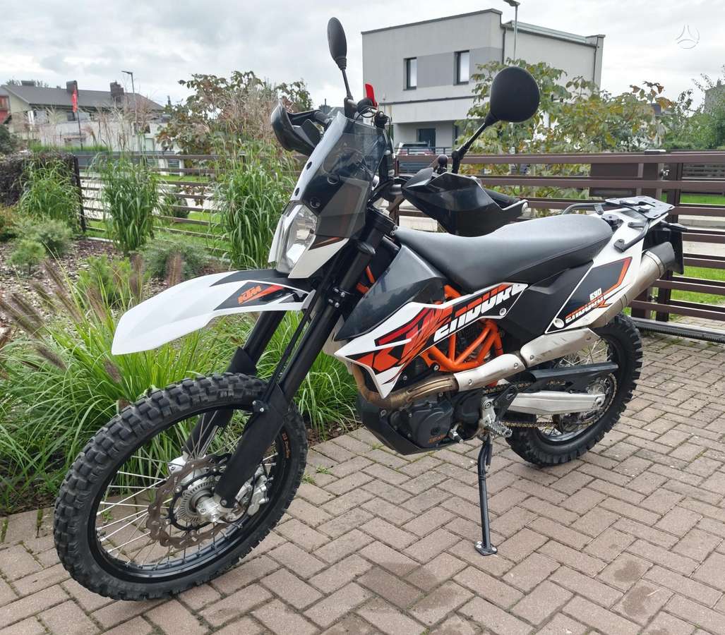 KTM Enduro 690cc, enduro / adventure