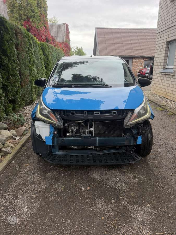 Toyota Aygo, 1.0 l., hatchback