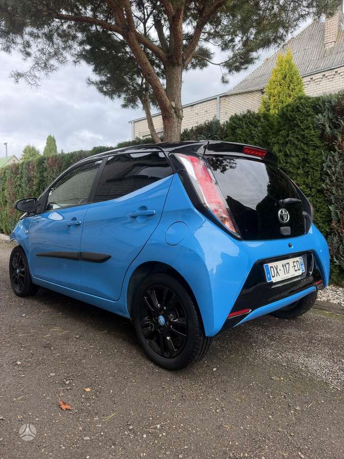 Toyota Aygo, 1.0 l., hatchback