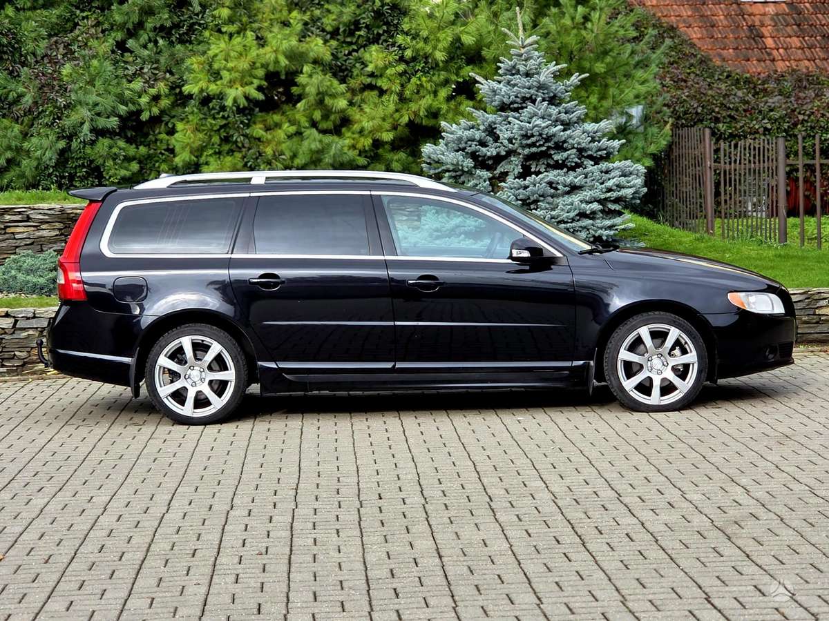 Volvo V70, 2.0 l., Универсал