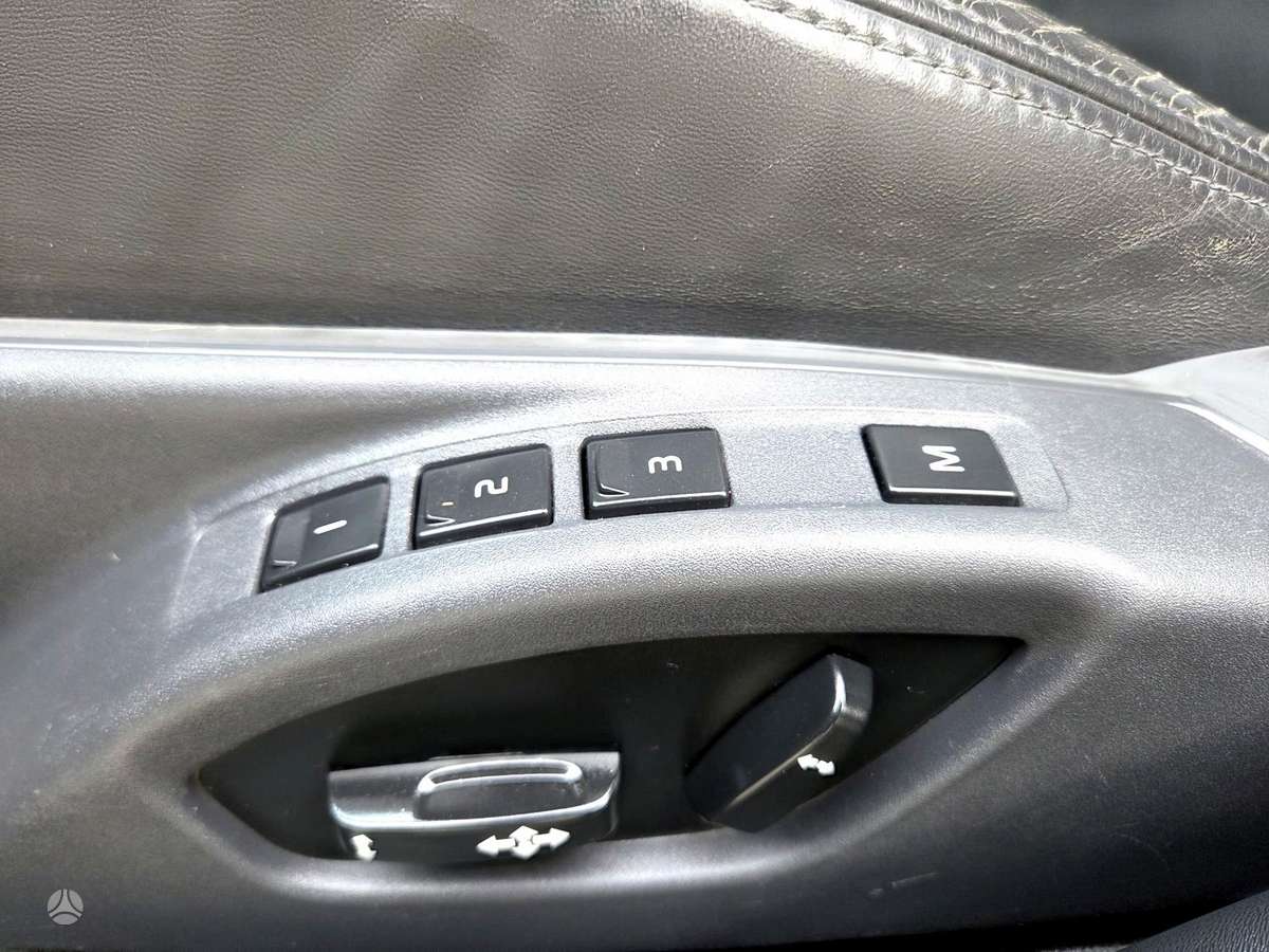 Volvo V70, 2.0 l., Универсал