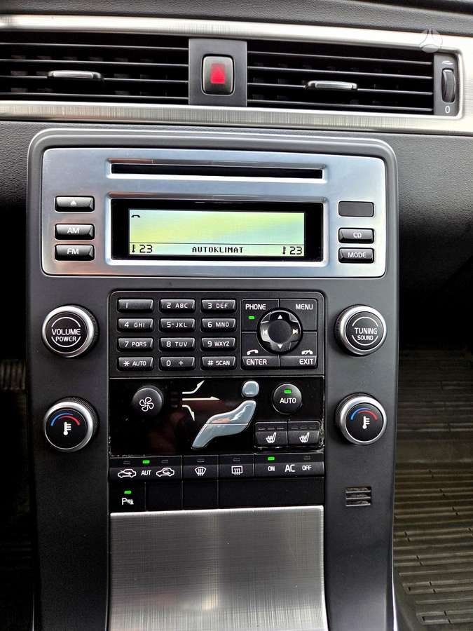 Volvo V70, 2.0 l., Универсал