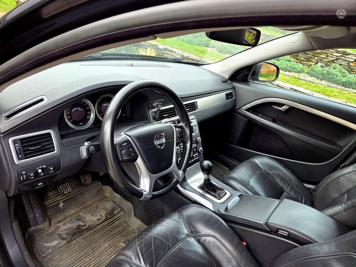 Volvo V70, 2.0 l., Универсал