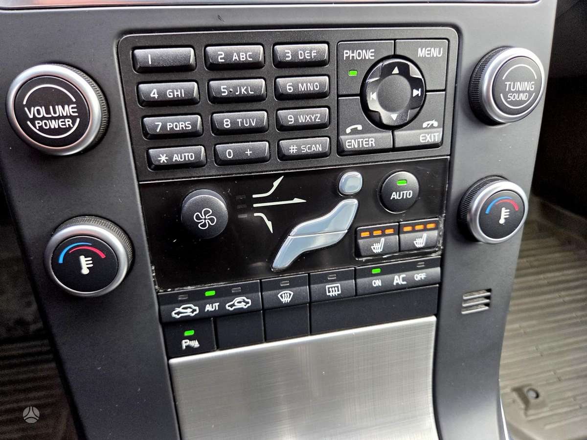 Volvo V70, 2.0 l., wagon