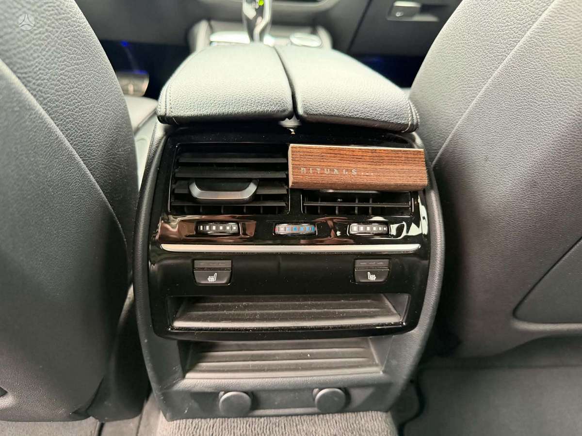 BMW 520, 2.0 l., wagon