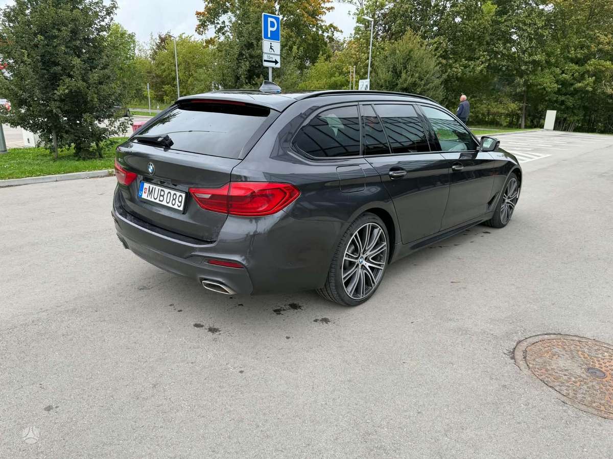 BMW 520, 2.0 l., wagon
