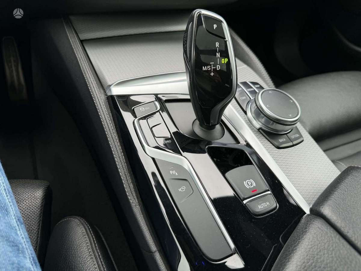 BMW 520, 2.0 l., wagon
