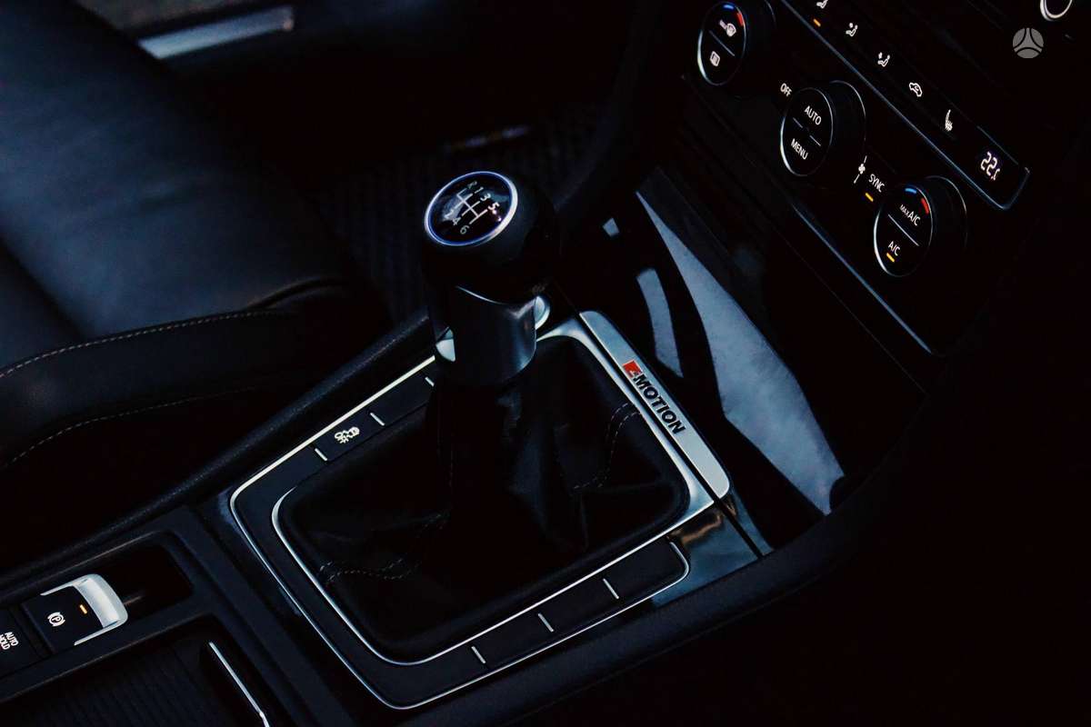 Volkswagen Golf, 2.0 l., hatchback