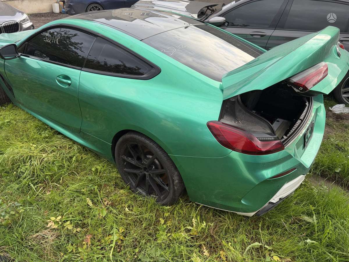 BMW M850, 4.4 l., coupe