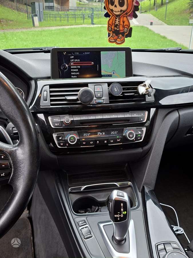 BMW 320, 2.0 l., wagon