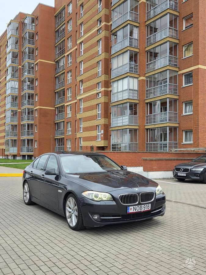 BMW 530, 3.0 l., Седан