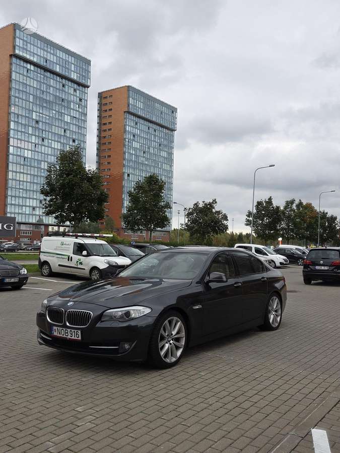 BMW 530, 3.0 l., Седан
