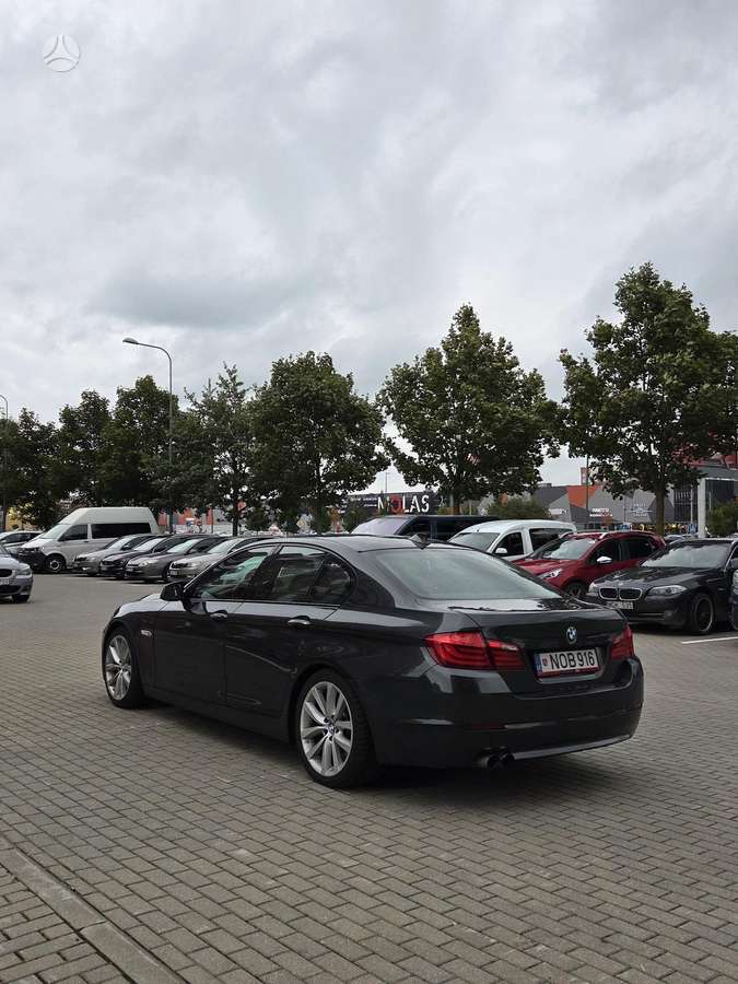 BMW 530, 3.0 l., Седан