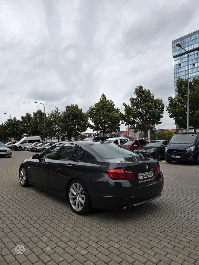 BMW 530, 3.0 l., Седан