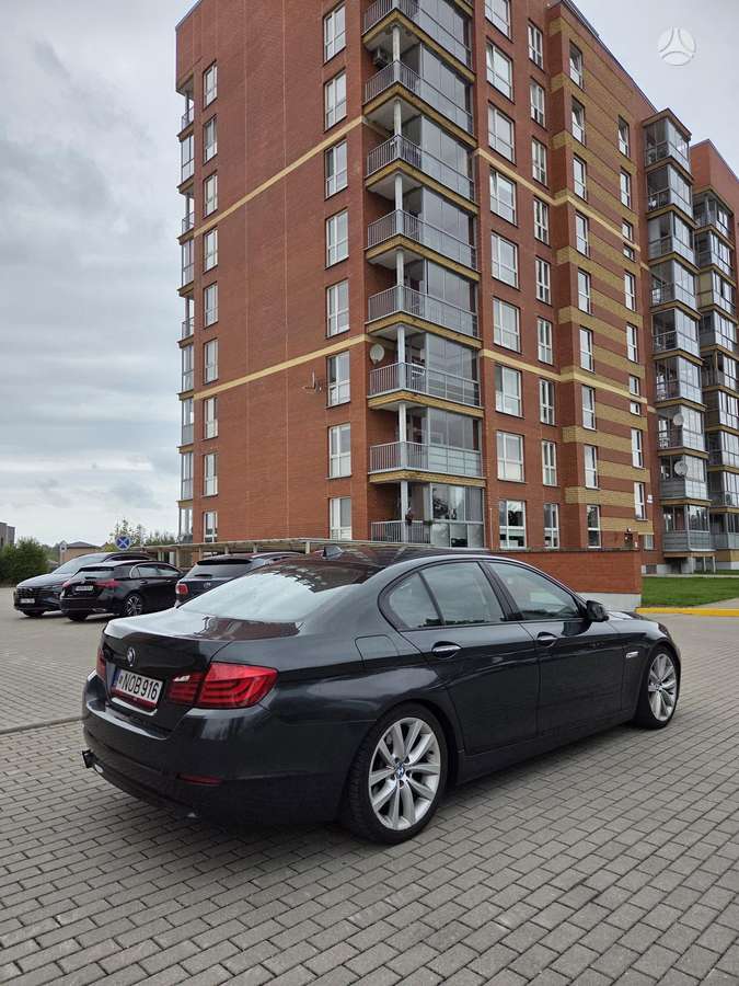 BMW 530, 3.0 l., Седан
