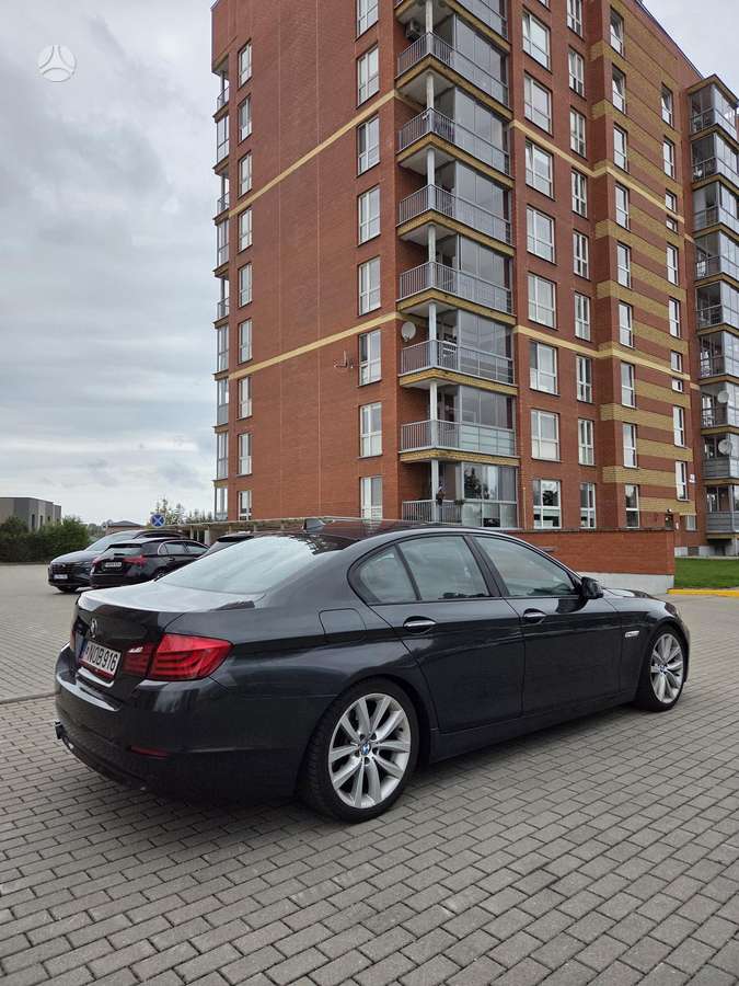 BMW 530, 3.0 l., Седан