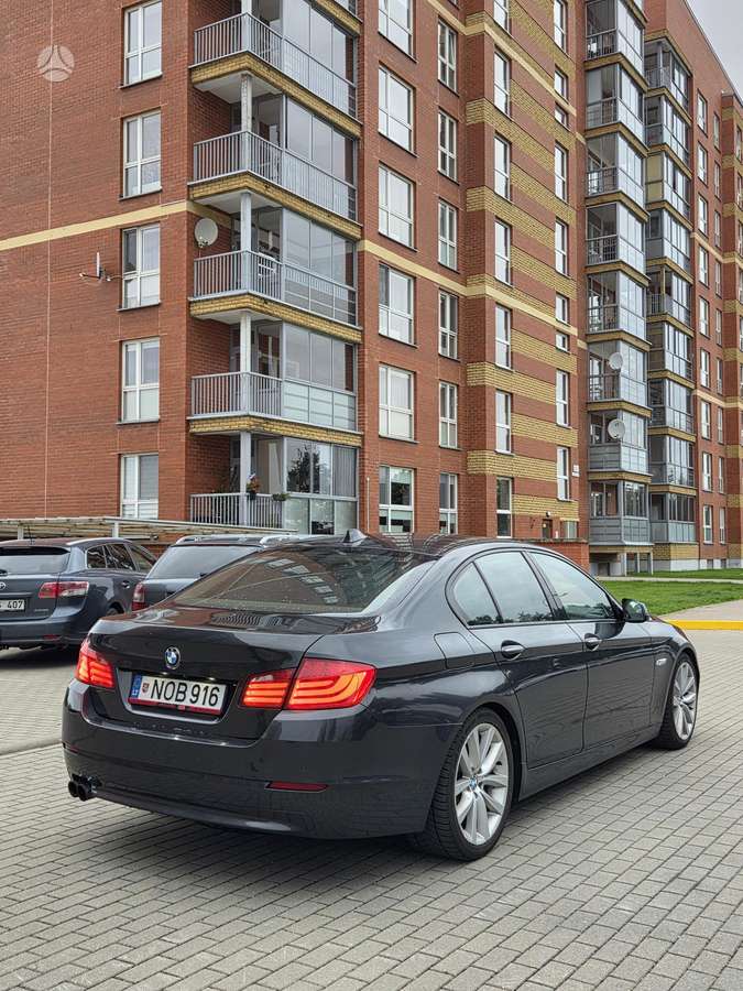 BMW 530, 3.0 l., Седан