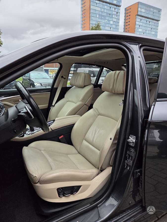 BMW 530, 3.0 l., Седан