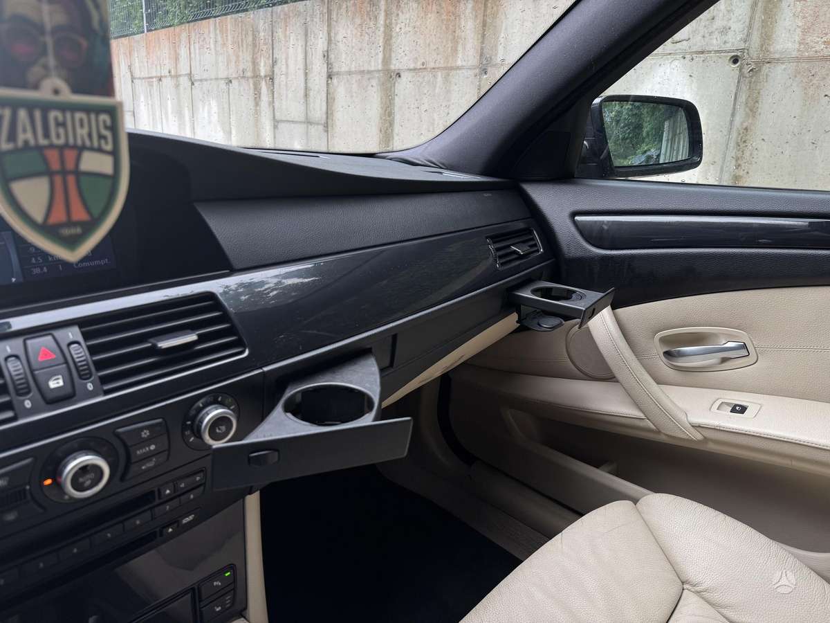 BMW 525, 3.0 l., wagon