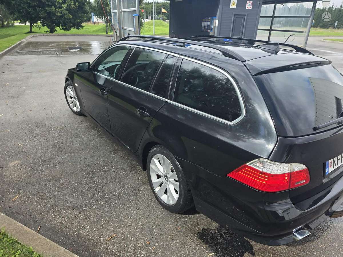 BMW 520, 2.0 l., wagon