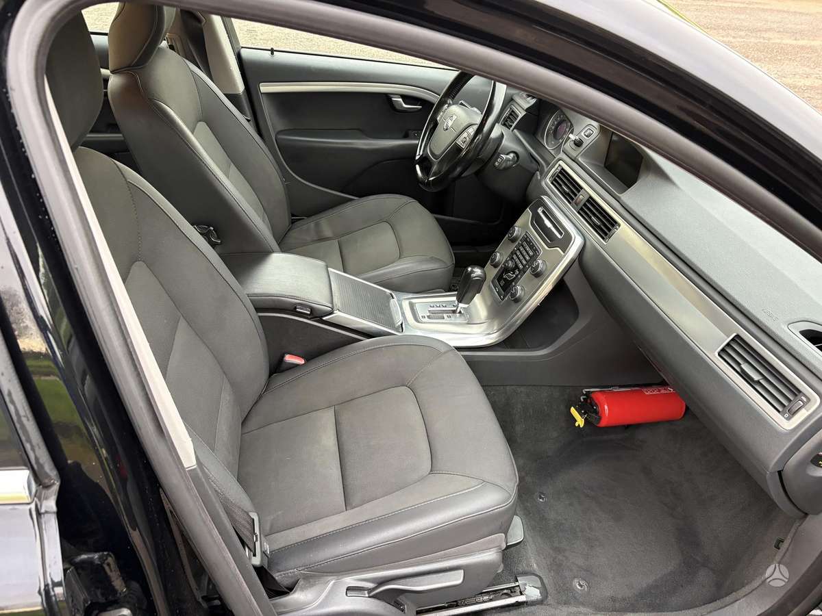 Volvo V70, 2.0 l., wagon