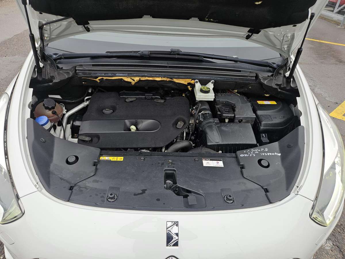 Citroen DS5, 2.0 l., Хэтчбек
