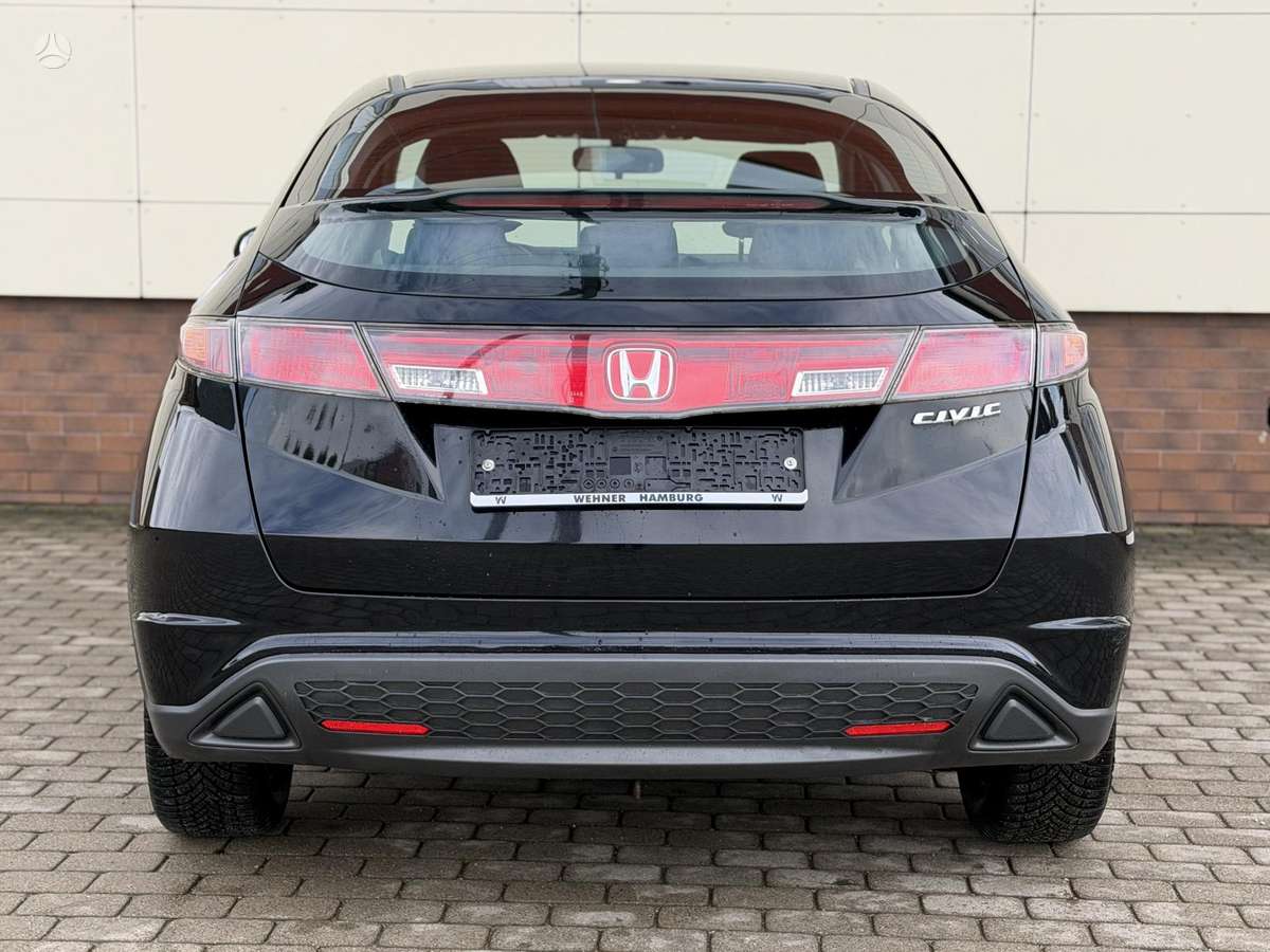 Honda Civic, 1.3 l., hatchback