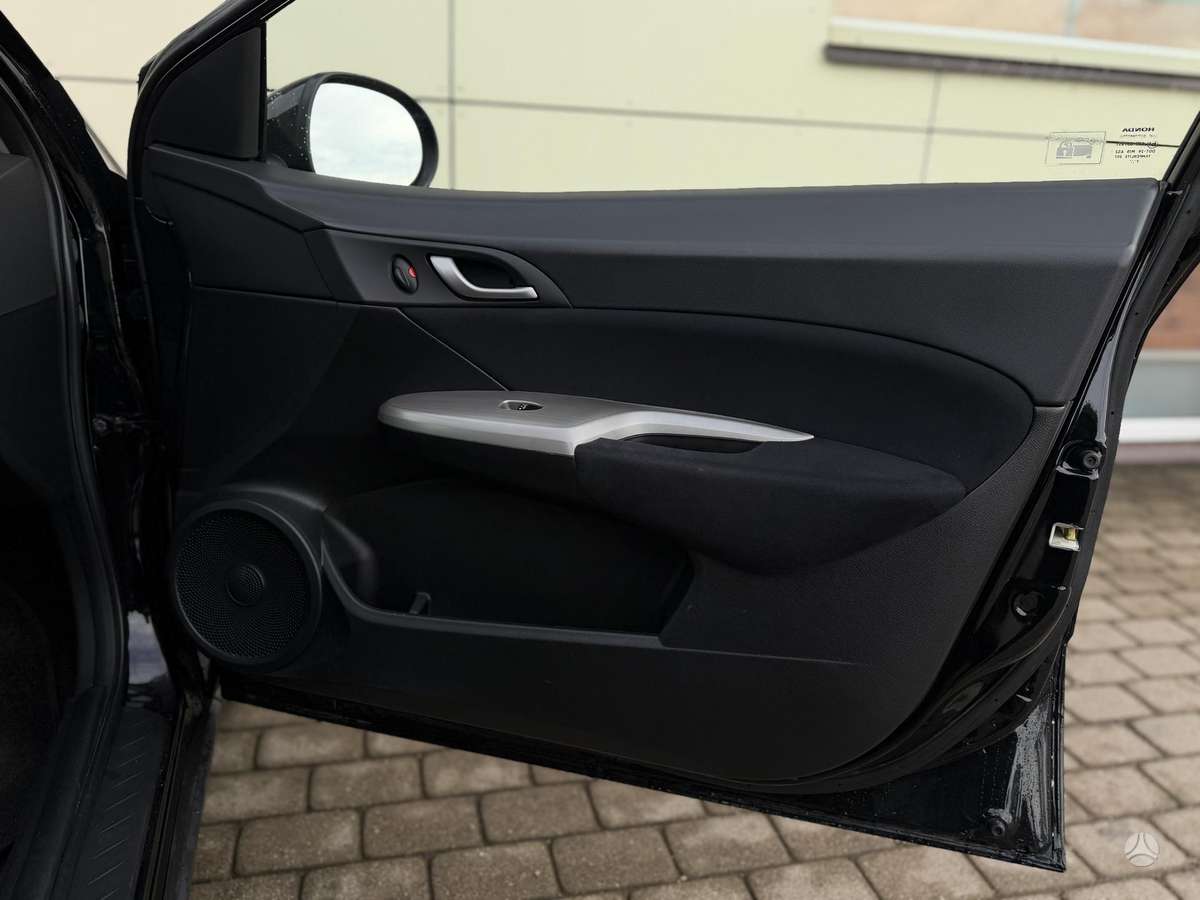 Honda Civic, 1.3 l., hatchback