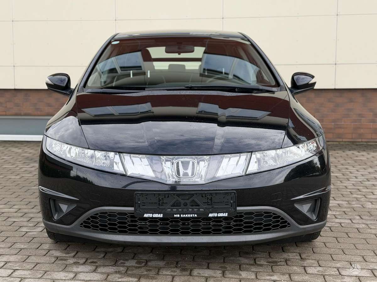 Honda Civic, 1.3 l., hatchback