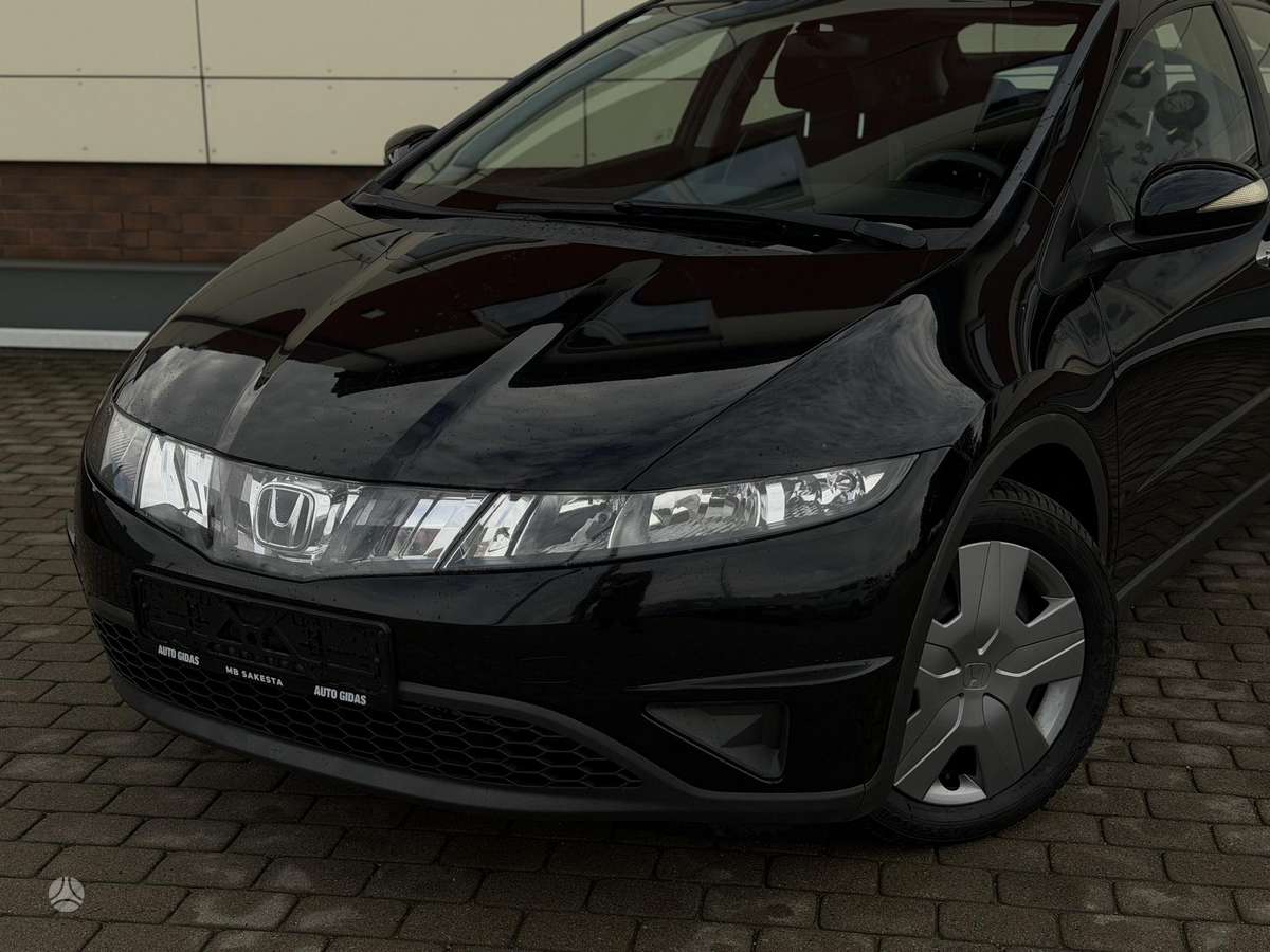 Honda Civic, 1.3 l., hatchback